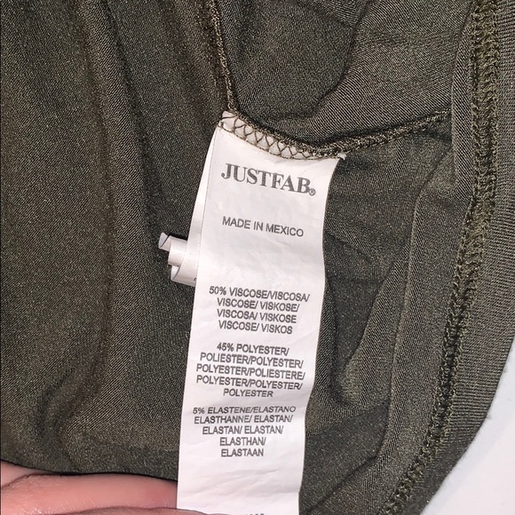 JustFab Olive Green Oversized Top - Picture 4 of 4
